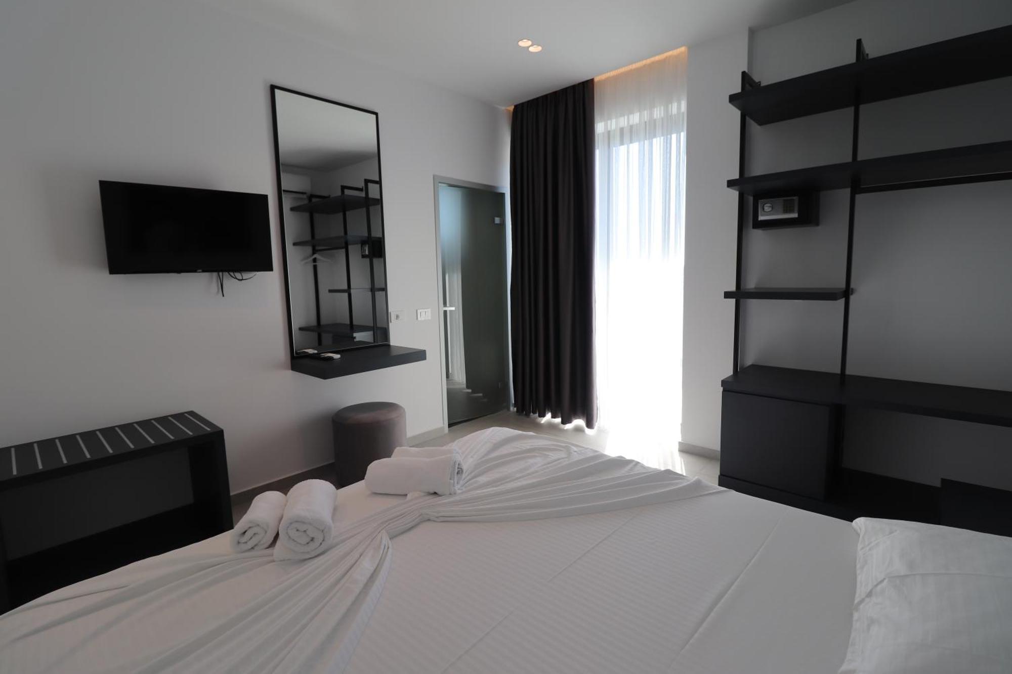 Adele Hotel Ksamil Dış mekan fotoğraf